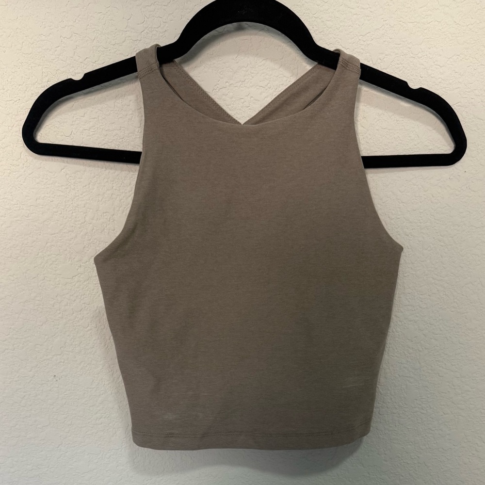 Beyond Yoga Spacedye Refocus Cropped Tank with Shelf Bra Birch Heather Beige XS - Picture 3 of 8